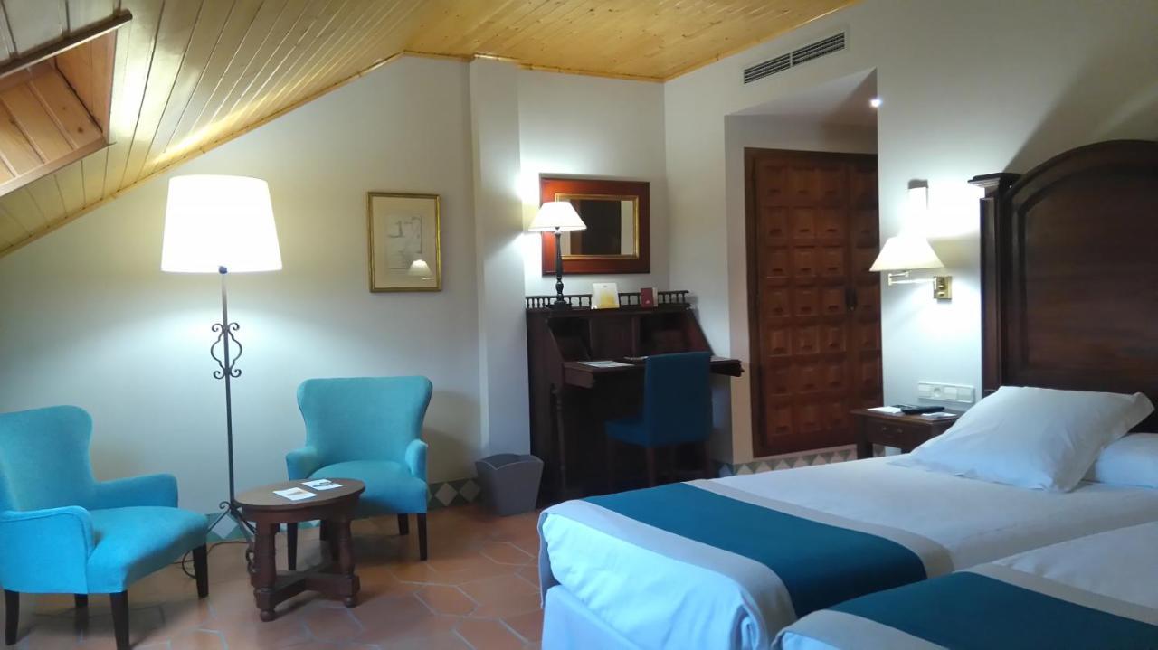 Parador De Alcañiz Buitenkant foto