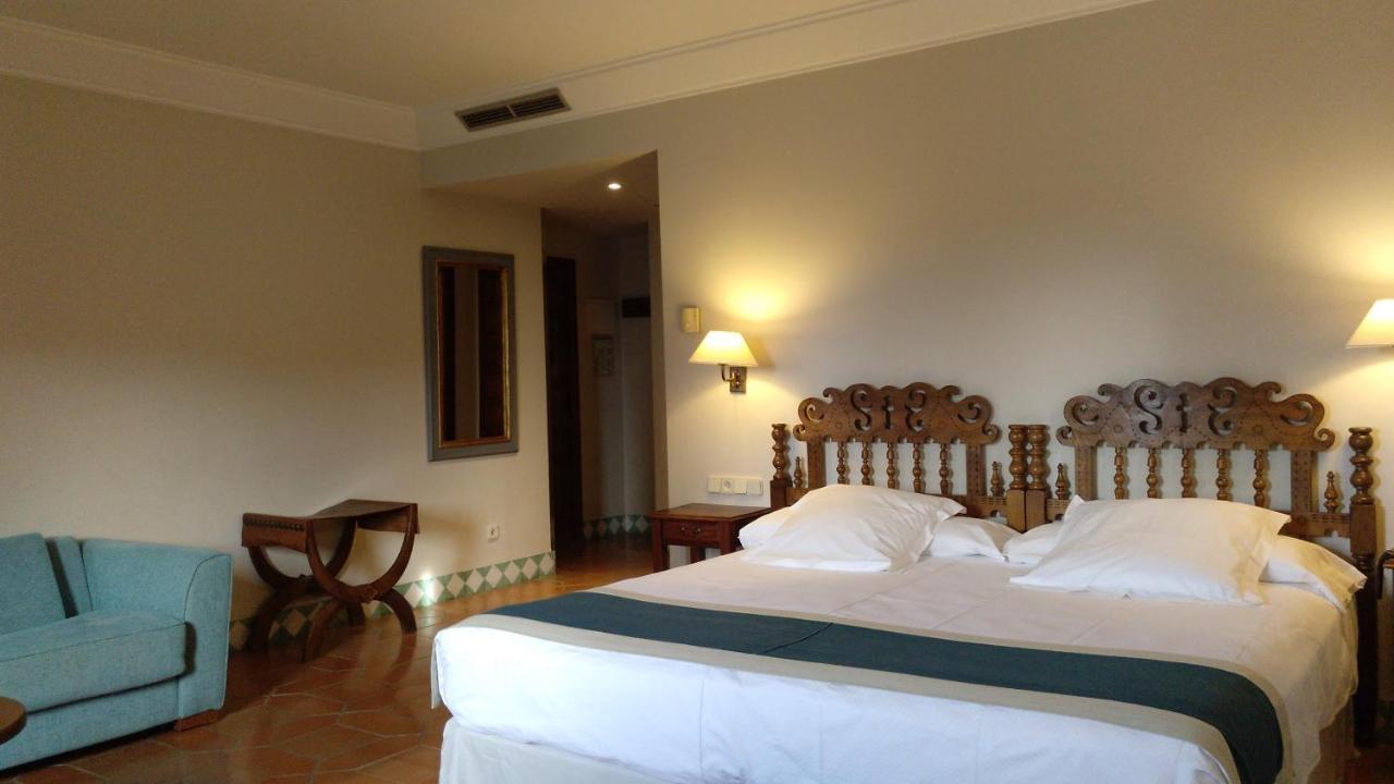 Parador De Alcañiz Buitenkant foto