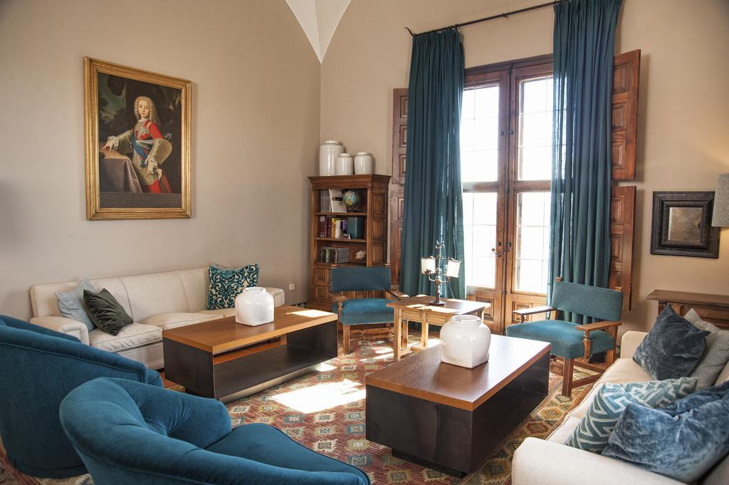 Parador De Alcañiz Buitenkant foto